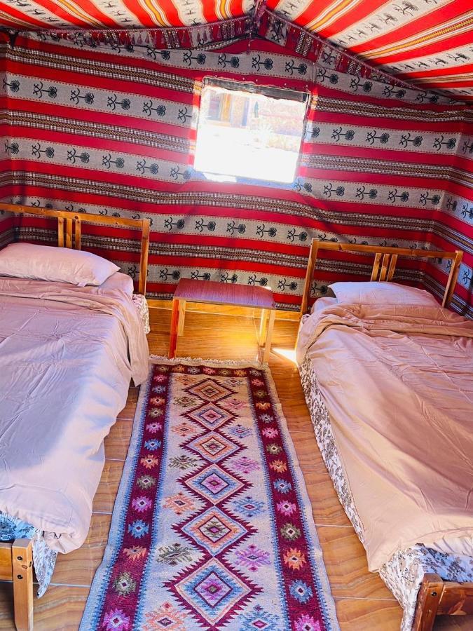 Wadi Rum Wonders Camp エクステリア 写真
