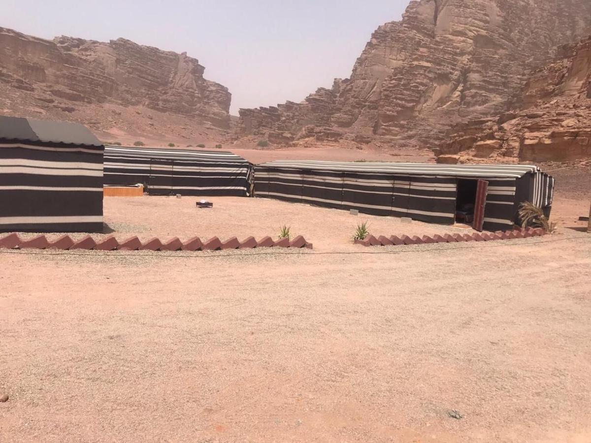 Wadi Rum Wonders Camp エクステリア 写真