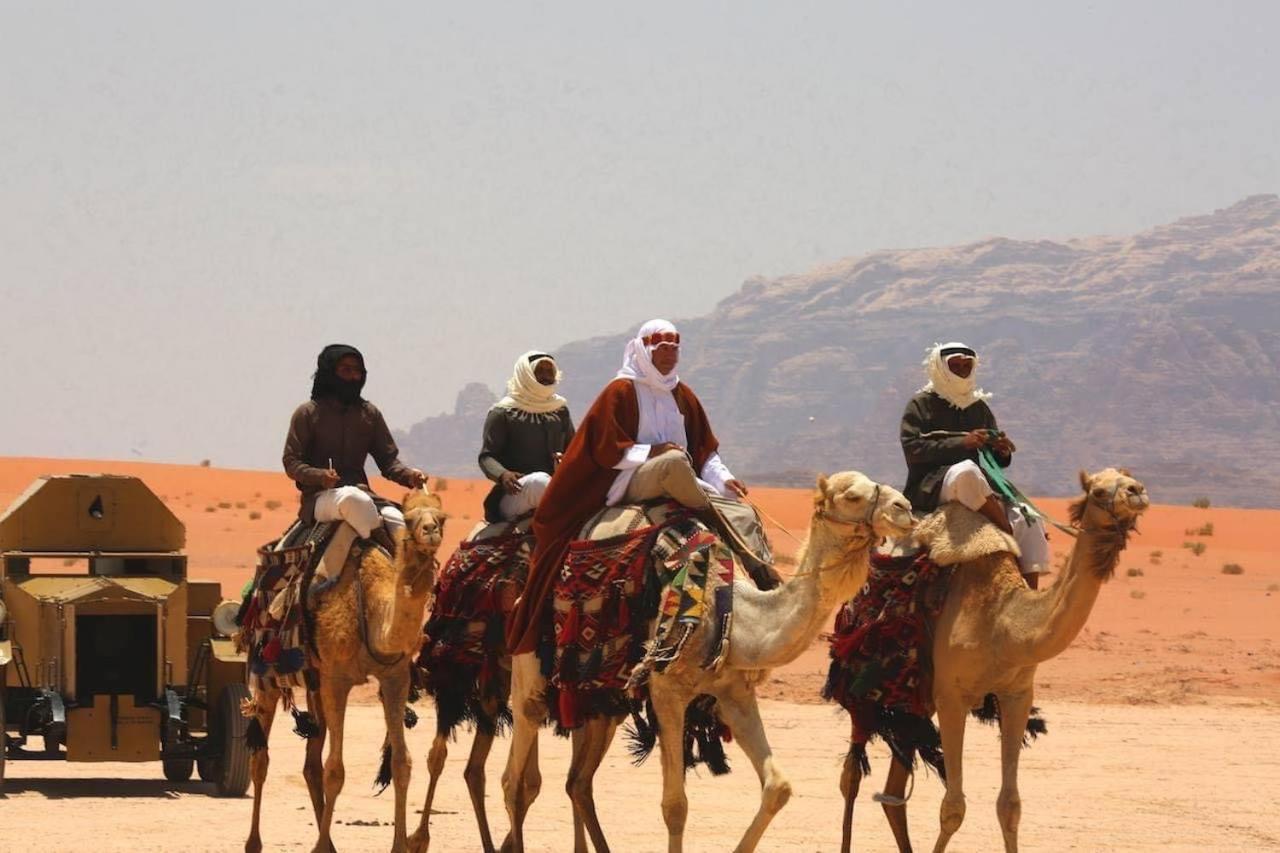 Wadi Rum Wonders Camp エクステリア 写真